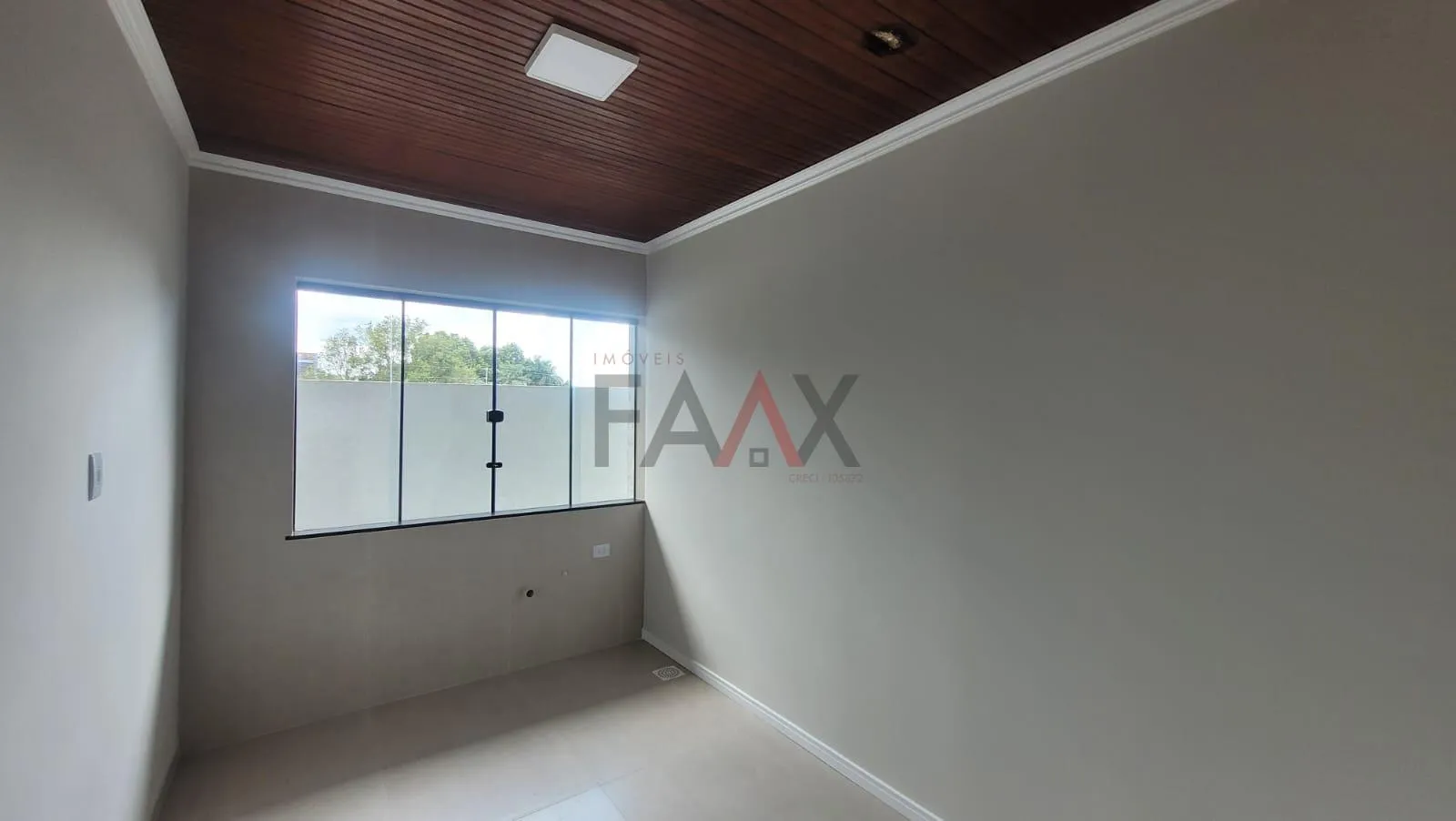 Imagem Excelente sala comercial na Xv de novembro em Guarapuava no Morro alto