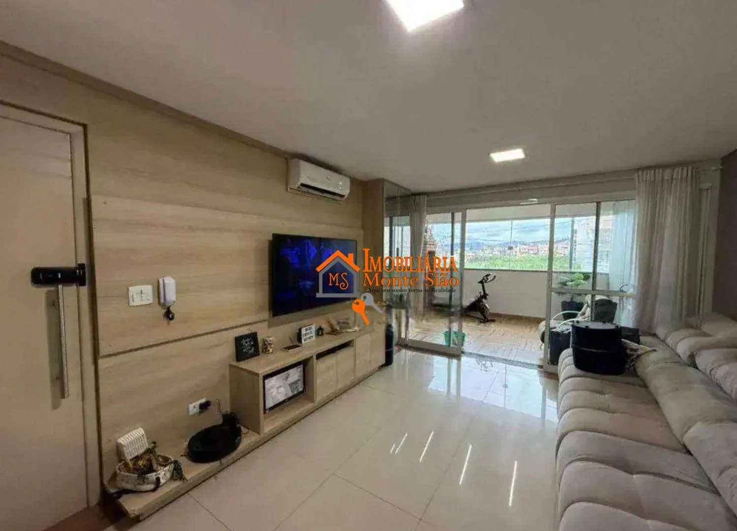Imagem Sobrado com 3 dormitórios à venda, 228 m² por R$ 640.000,00 - Continental II - Guarulhos/SP