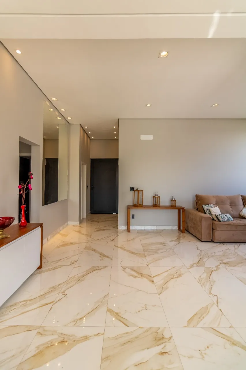 Imagem Imperdível oportunidade: Casa em condomínio de luxo em Alphaville Nova Esplanada, Votorantim-SP, com 3 quartos, 3 suítes e 3 salas!