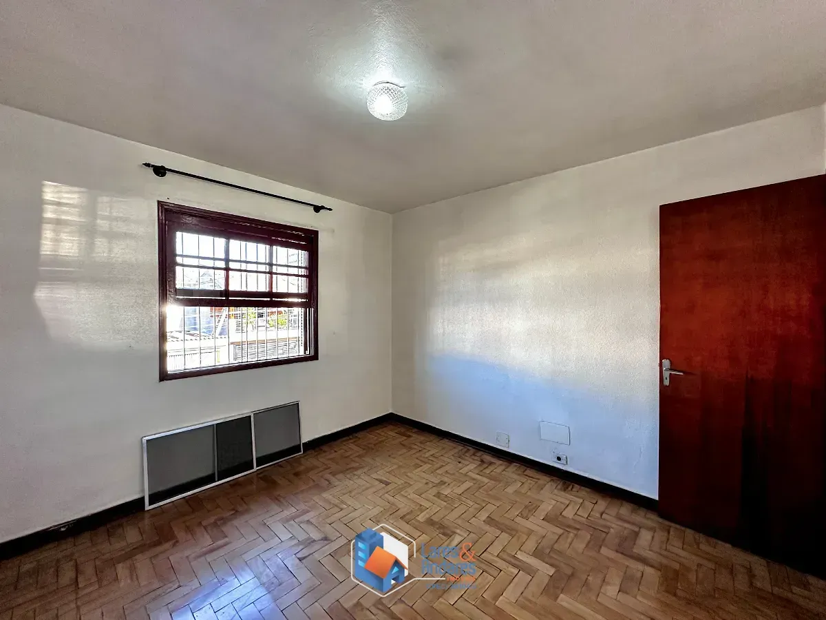 Imagem Sobrado para venda em Socorro com 2 quartos, 156m²
