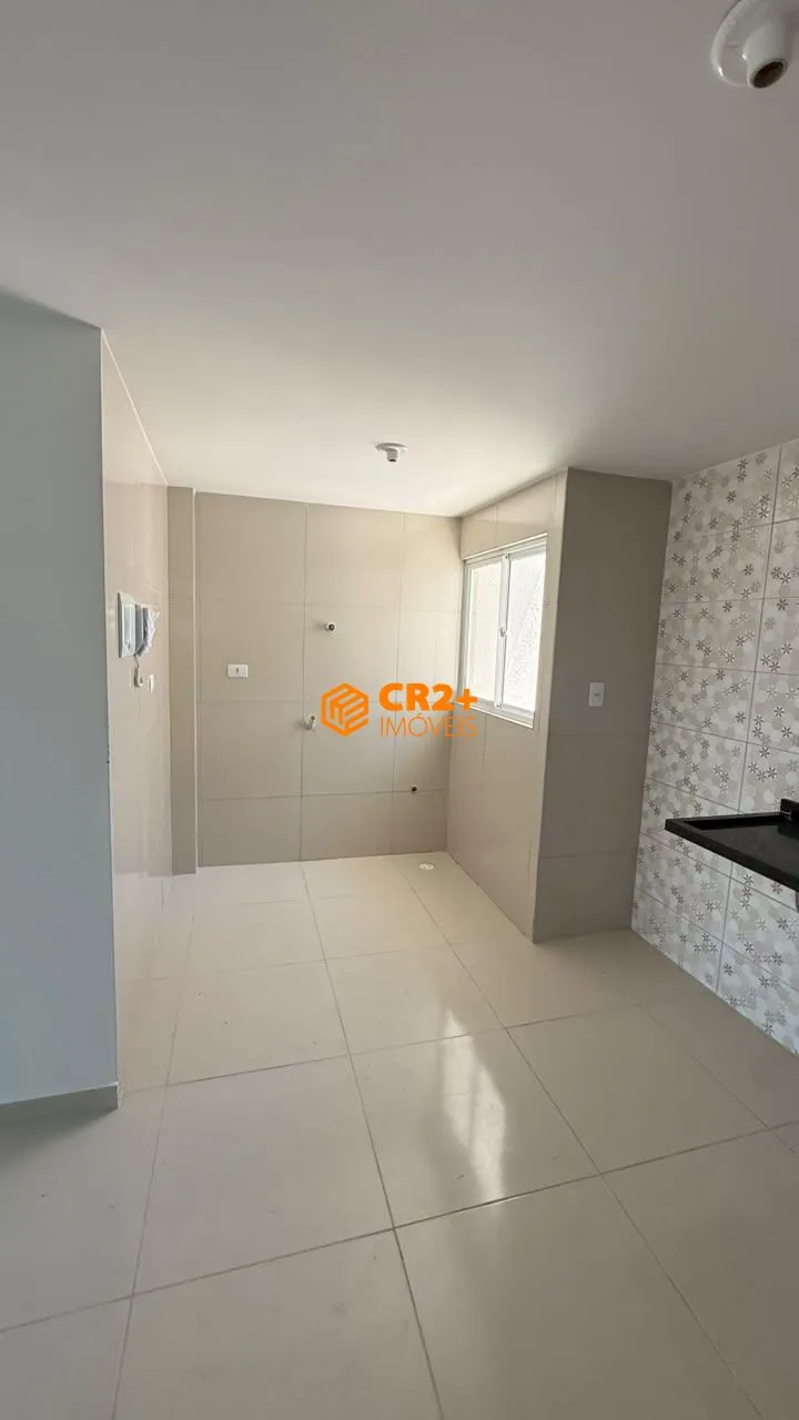 Imagem Vendo Apartamento á poucos metros do Mar, 2 quartos, 1 suíte, em Bairro Novo