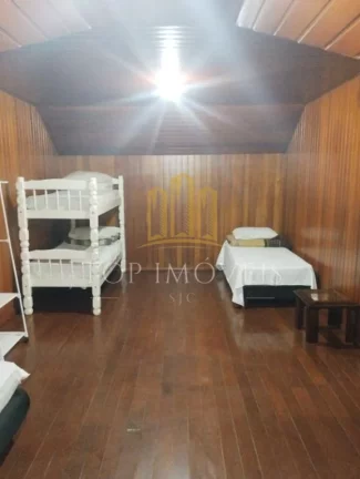 Imagem Belissima Casa Estilo Suiço 203m² 4 Dormitórios 2 Banheiros em Campos do Jordão