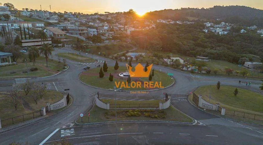 Imagem Terreno Magnífico de alto padrão com 1000 m² R$ 1.280 mil, plano em um dos melhores condomínios de Jundiaí: Villagio Paradiso.