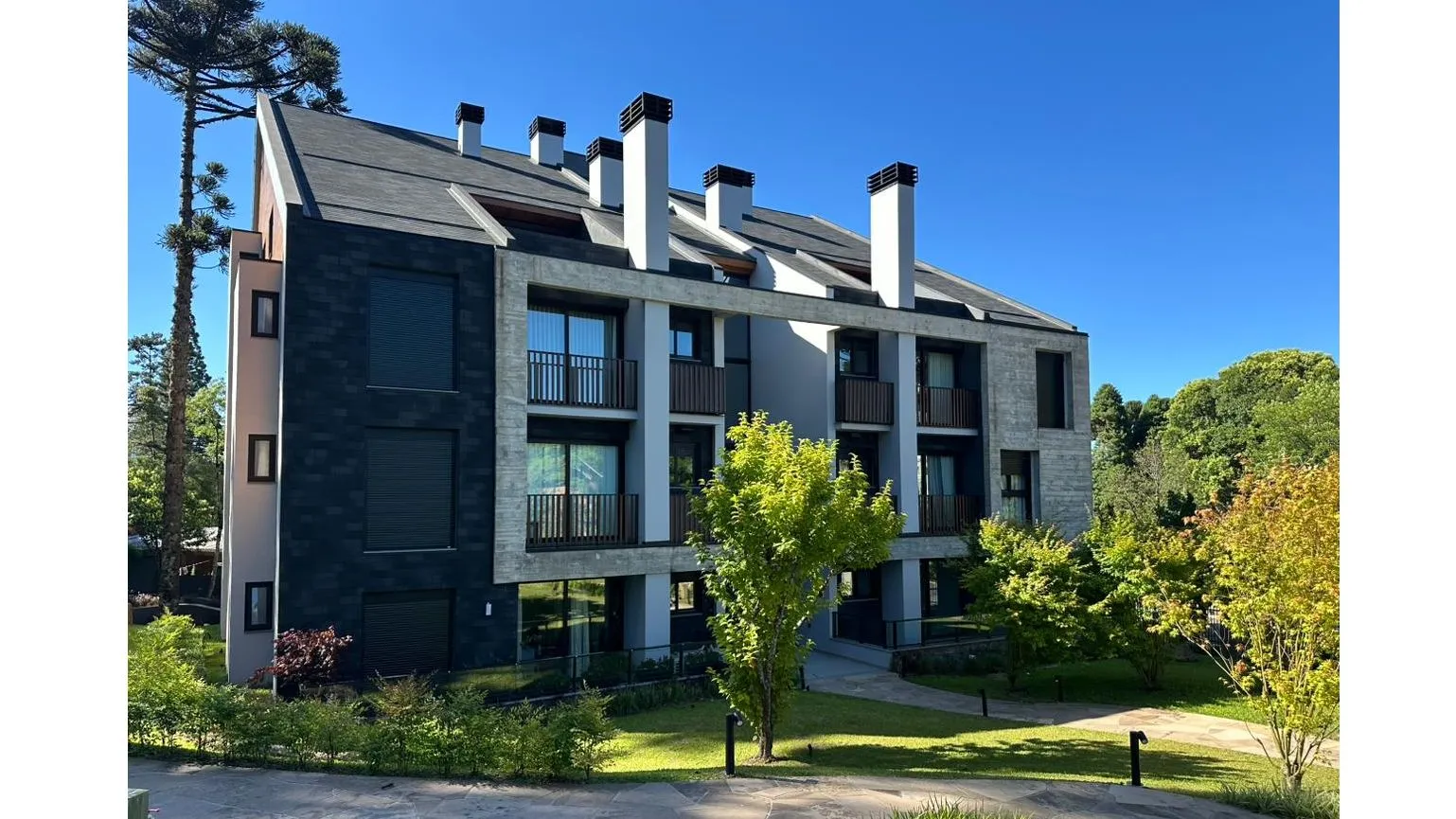 Foto do imóvel Apartamento à venda em Gramado, Bavaria, com 1 quarto, 54.33m2