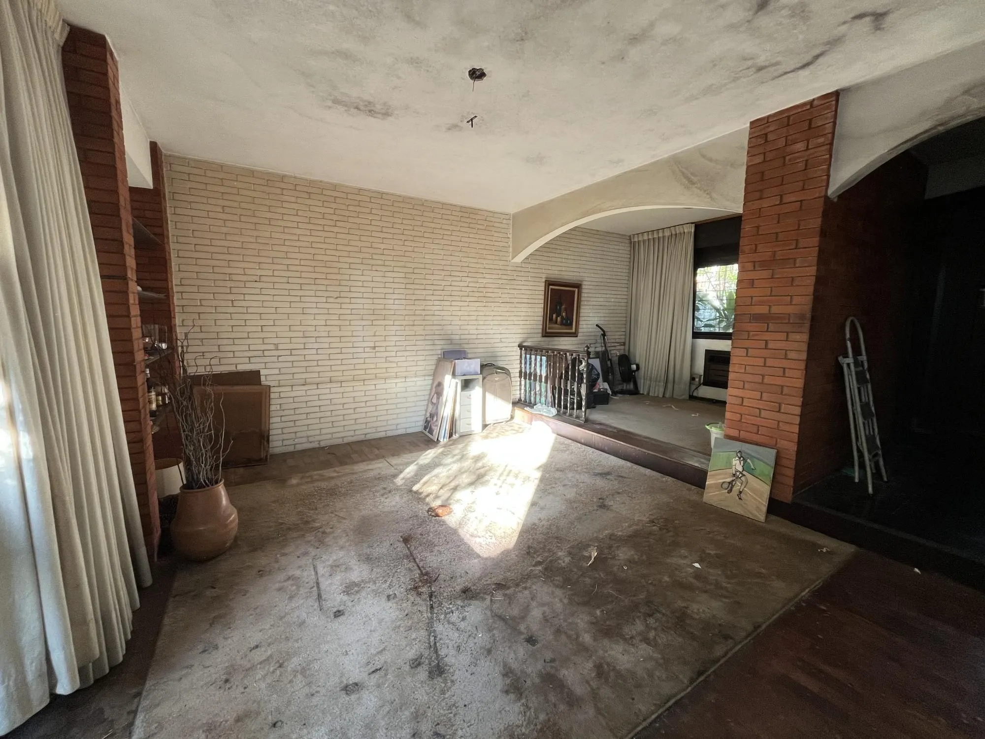 Imagem Casa de 3 quartos, suíte e 2 vagas de garagem bairro Auxiliadora em Porto Alegre