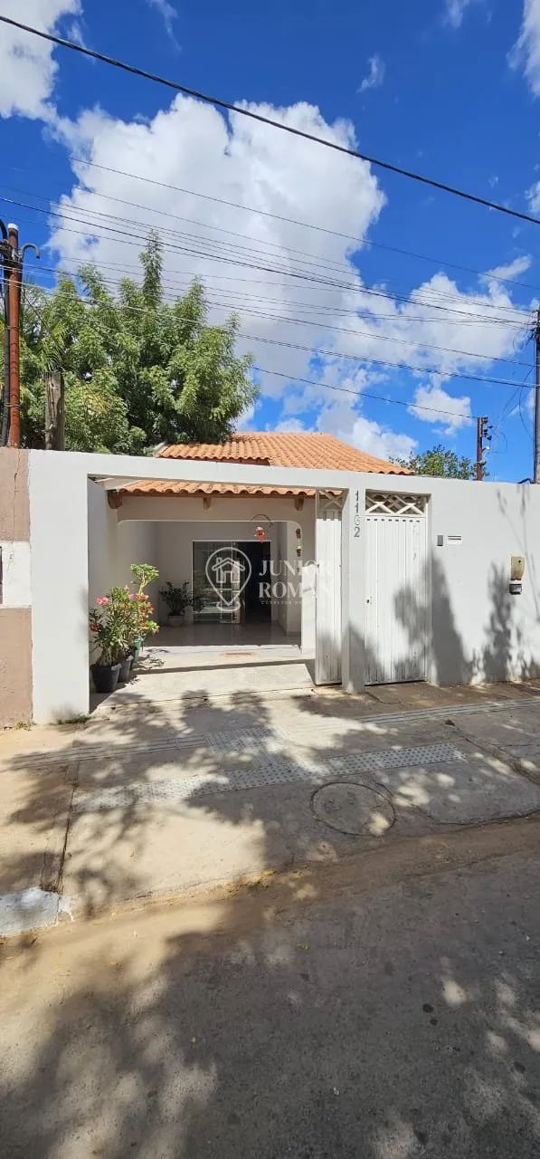 Imagem CASA COM PLANEJADOS 3 DORM 1 SUITE 2 SALAS QUINTAL - BARREIRINHAS/BA