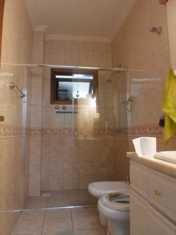 Imagem Casa para Venda - 400m², 6 dormitórios, sendo 2 suites, 5 vagas - Santo Antonio
