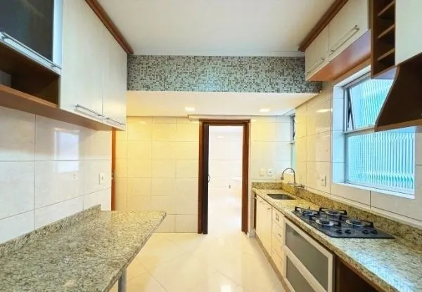 Imagem Apartamento no bairro Santana de 3 dormitórios e vaga DESOCUPADO