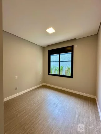 Imagem Casa t?(C)rrea no Chácara Ondina, 3 suítes, com piscina