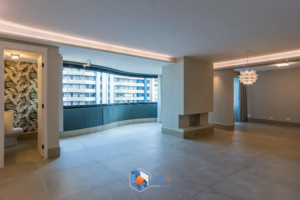Foto do imóvel Apartamento para venda em Morumbi com 3 quartos, sendo 2 suítes, 159m² em Rua Frederico Guarinon