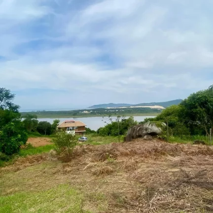 Imagem Terreno à venda em Garopaba-SC, bairro Macacu! 2.000m² com vista panorâmica. Venha conferir!