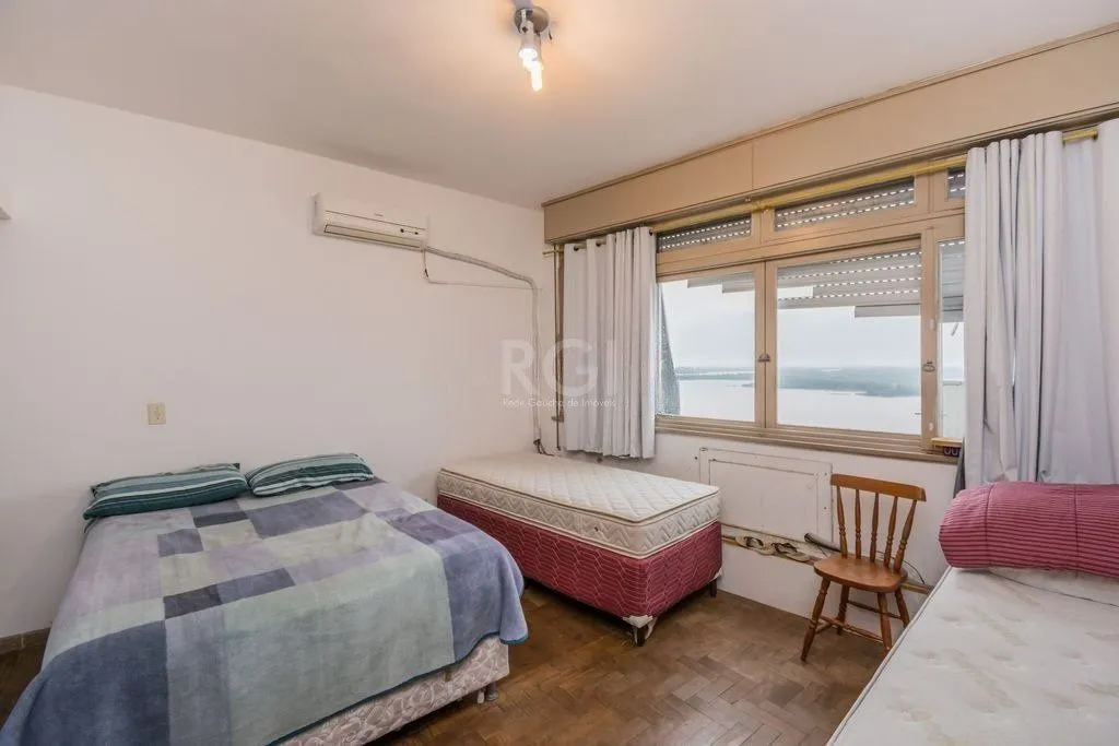 Imagem Apartamento de 3 quartos com vista para o rio á venda