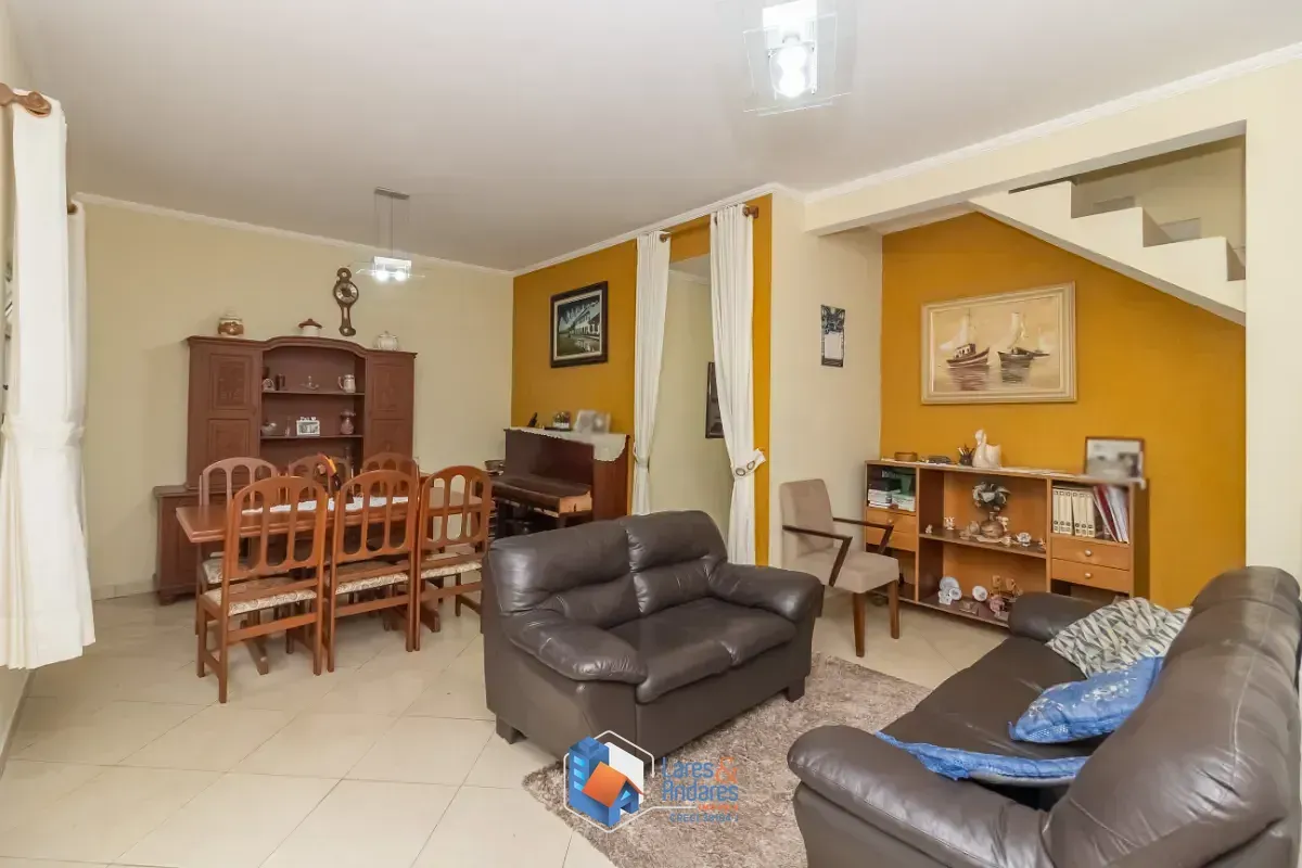 Imagem Sobrado para venda em Jardim Maracanã com 4 quartos, 180m²
