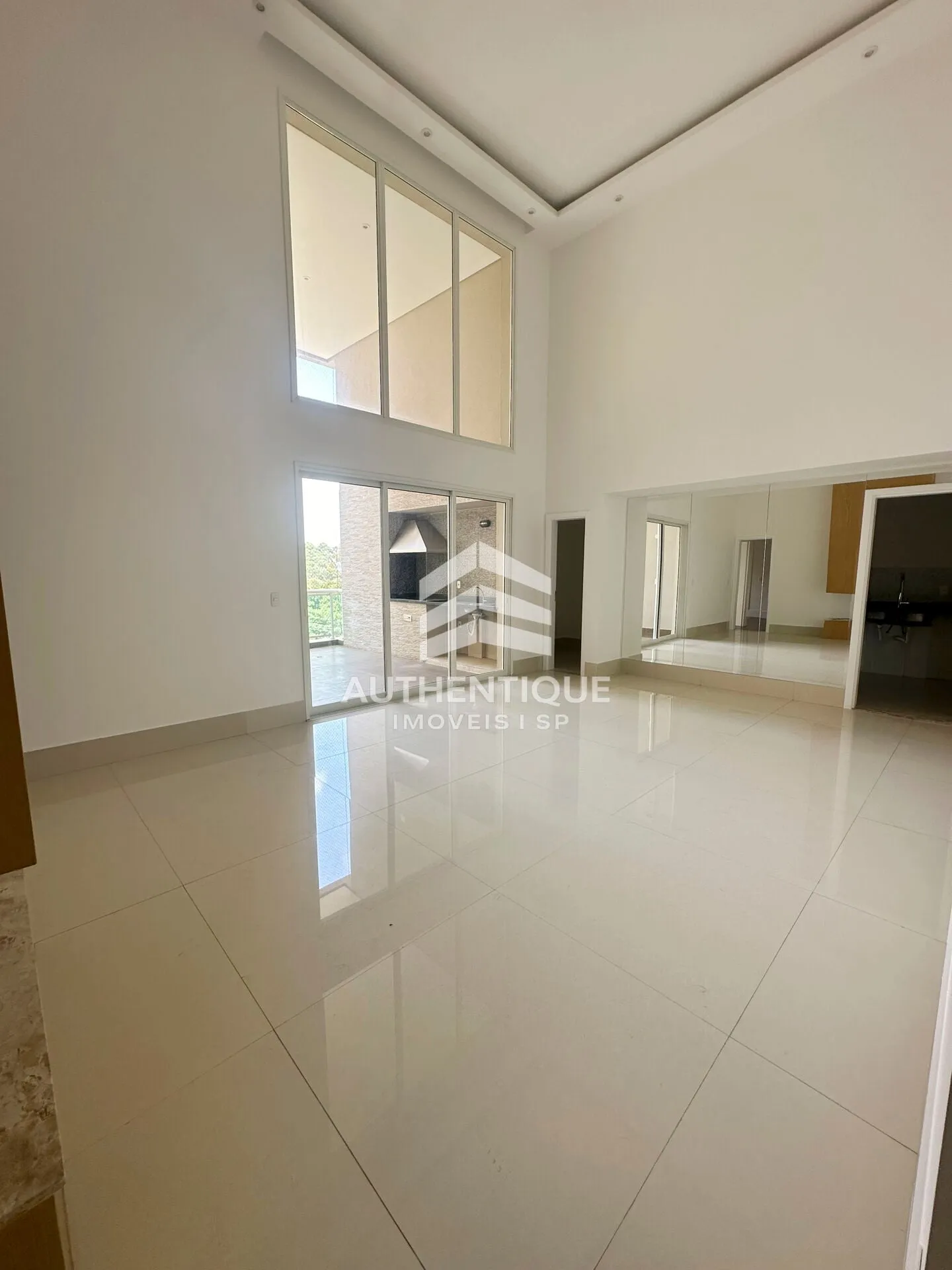 Imagem PREMIUM TAMBORE - Apartamento à venda em Santana de Parnaíba/SP