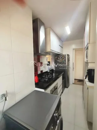 Imagem Este encantador apartamento de 65 m² oferece praticidade e conforto em cada detalhe. Conta com trê...