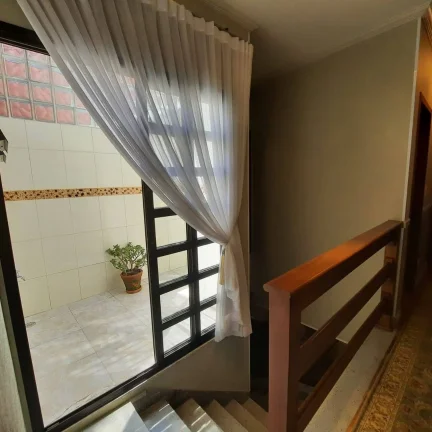 Imagem Sobrado Maravilhoso 162 m² 3 Dormitorios e 2 Vagas de Gargens