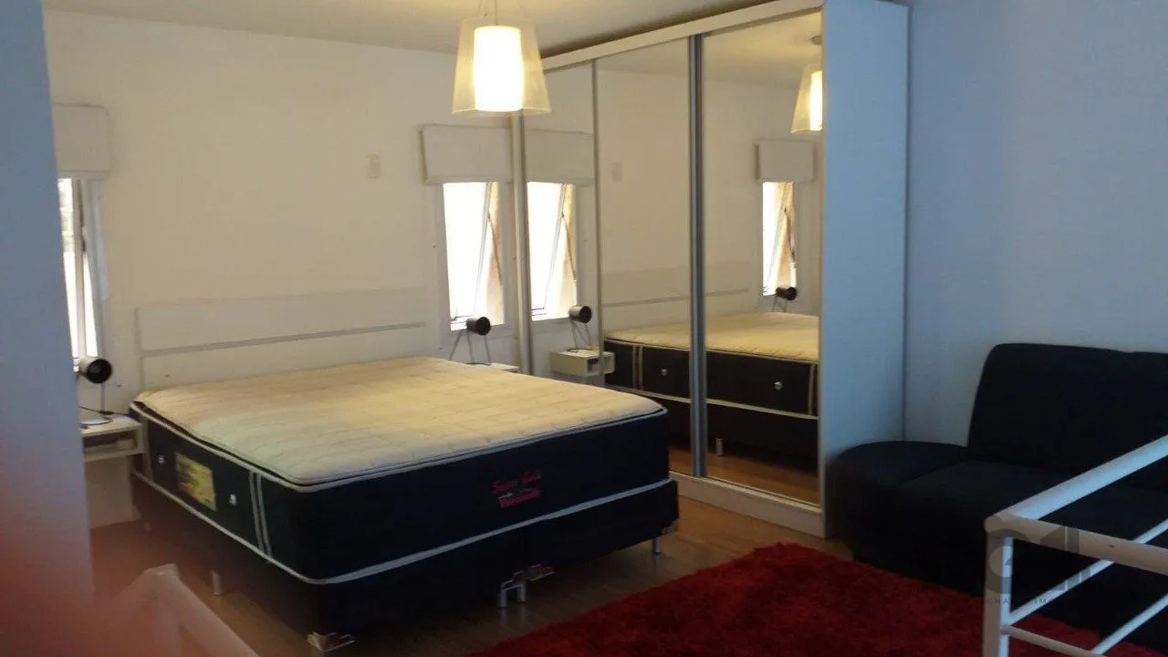 Imagem Ótimo Loft ou 1 dormitório e gabinete garagem no Rio Branco