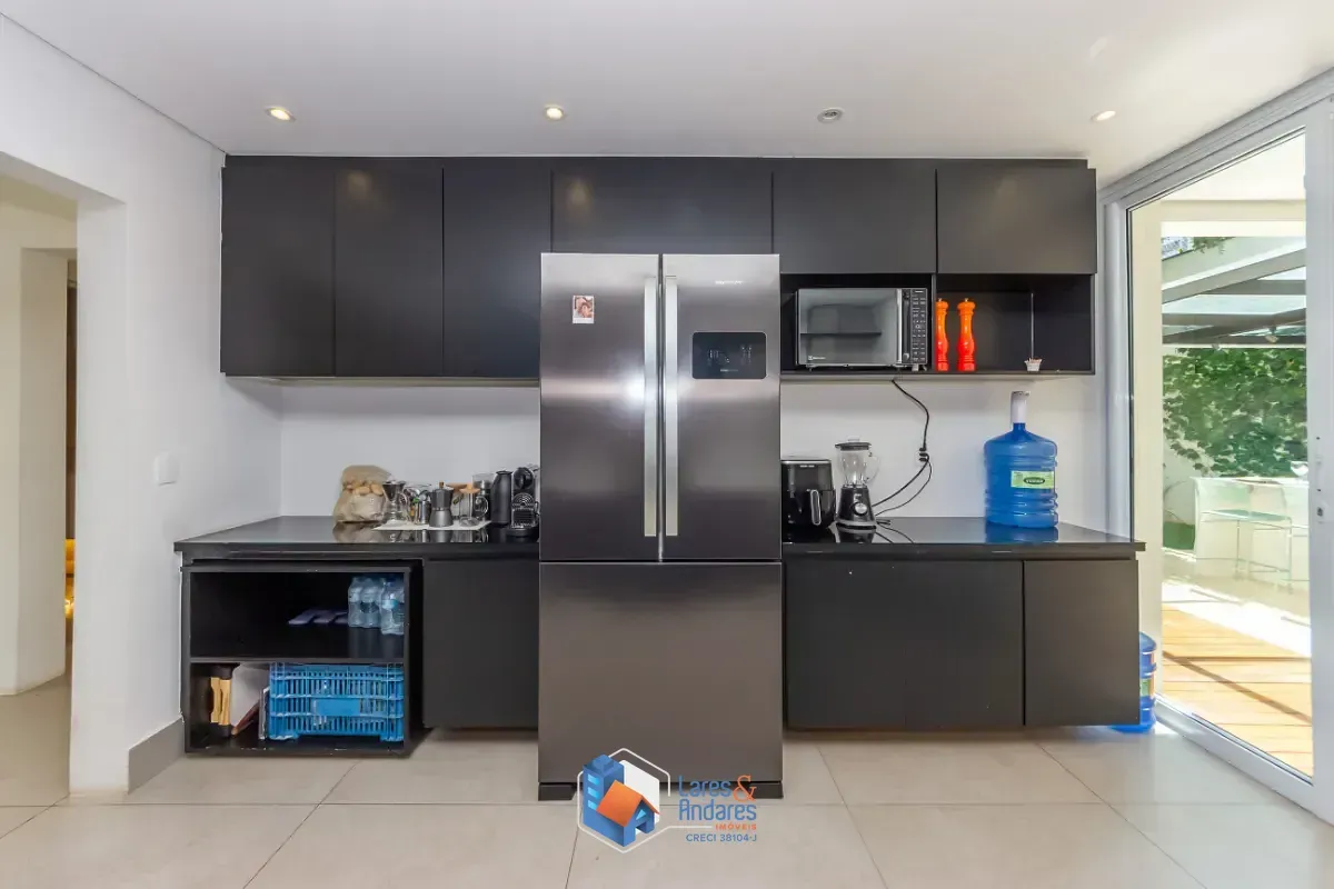 Imagem Casa para venda em Campo Belo com 3 quartos, sendo 2 suítes, 280m²