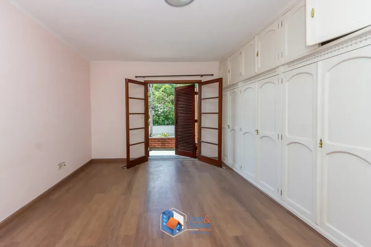 Imagem Sobrado para venda em Vila Gumercindo com 2 quartos, 156m²