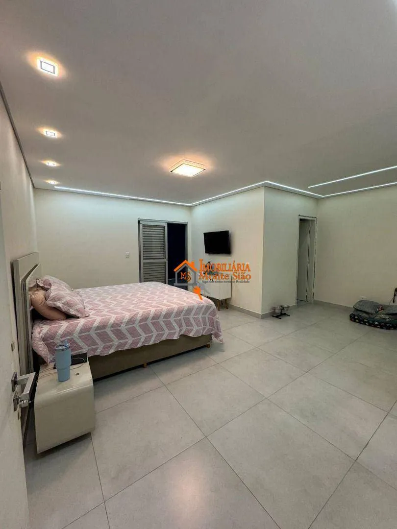 Imagem Sobrado com 5 dormitórios à venda, 431 m² por R$ 850.000,00 - Parque Continental II - Guarulhos/SP