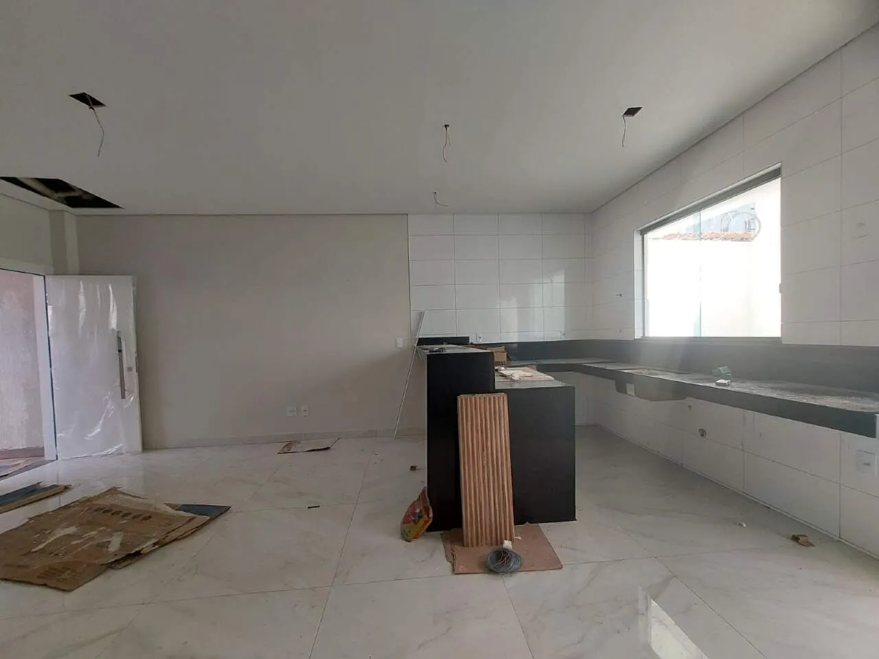 Imagem 3QUARTOS+SUÍTE+VAGA+VARANDA