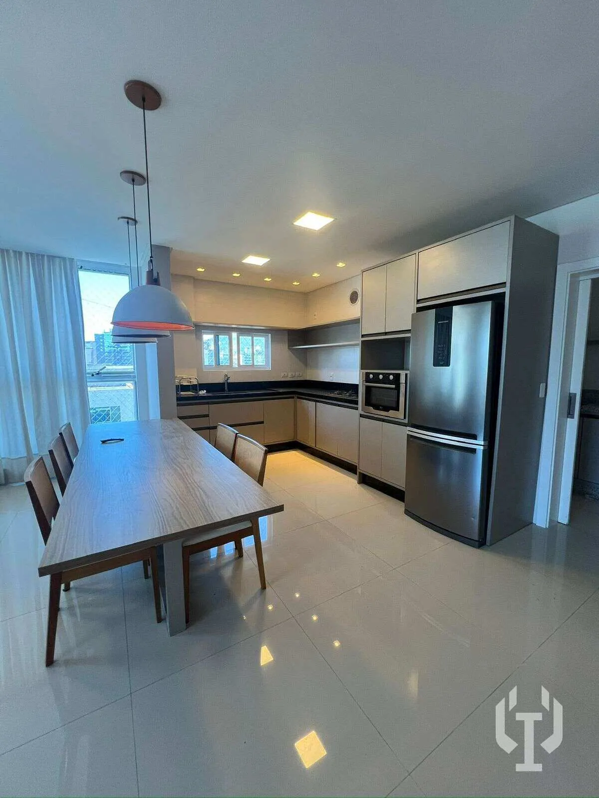 Imagem Apartamento para alugar, com 3 quartos, 160m2