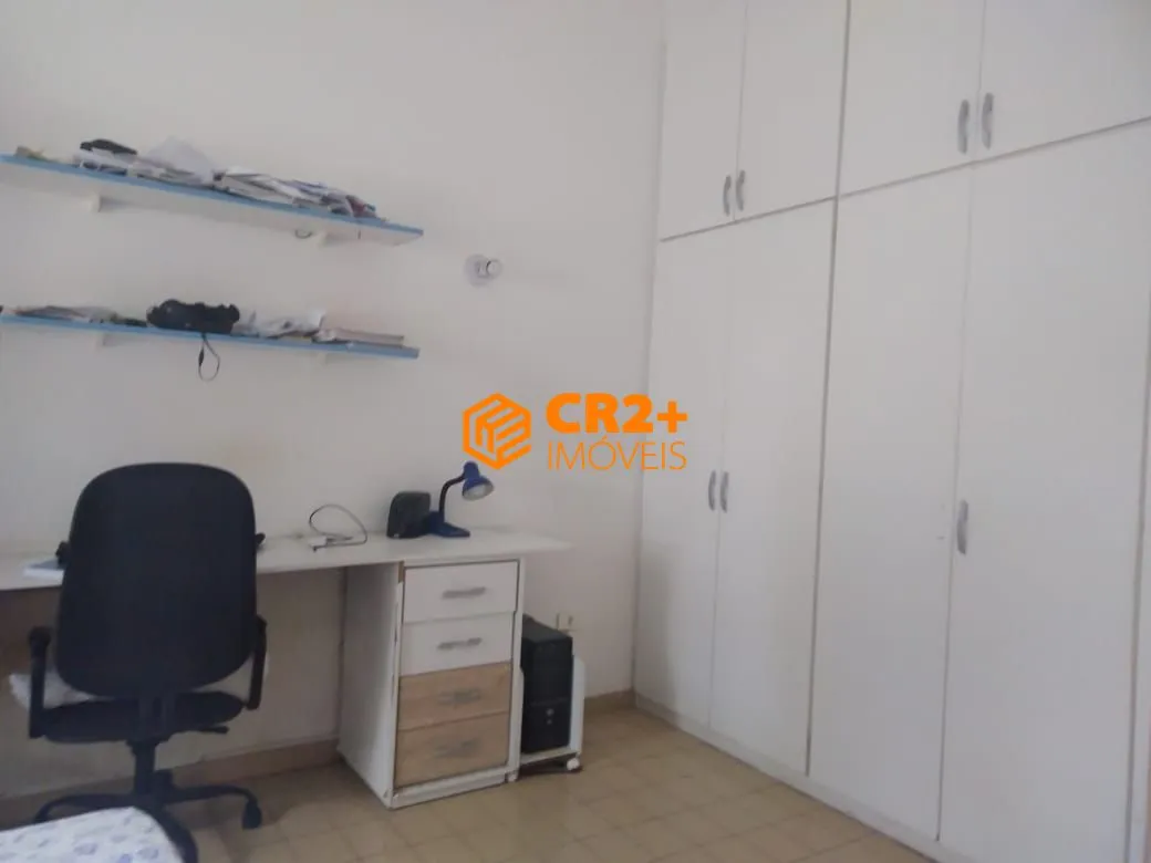 Imagem Vendo Casa 242m² com 3 Quartos sendo 1 Suíte, no Engenho do Meio.- 842m² total