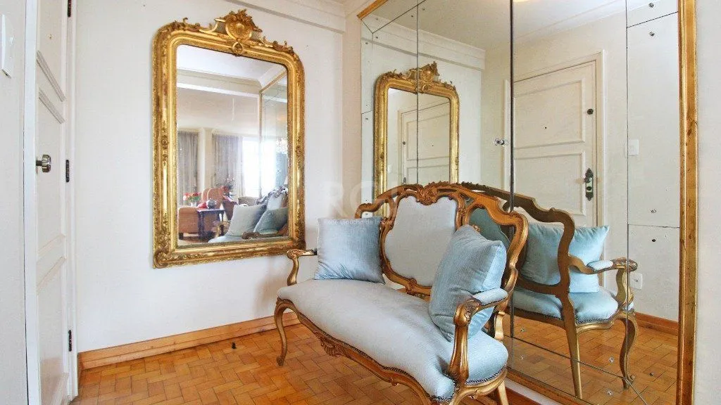 Imagem Apartamento para Venda - 207.15m², 4 dormitórios, 1 vaga - Centro Histórico