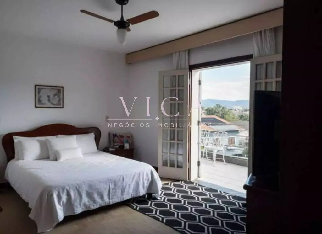 Imagem Alphaville 9 | Casa 364m² com Fundos para Reserva e 4 Dormitórios
