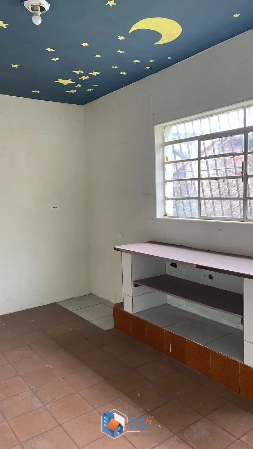 Imagem Sobrado para venda em Jardim Remo com 3 quartos, sendo 3 suítes, 239m²