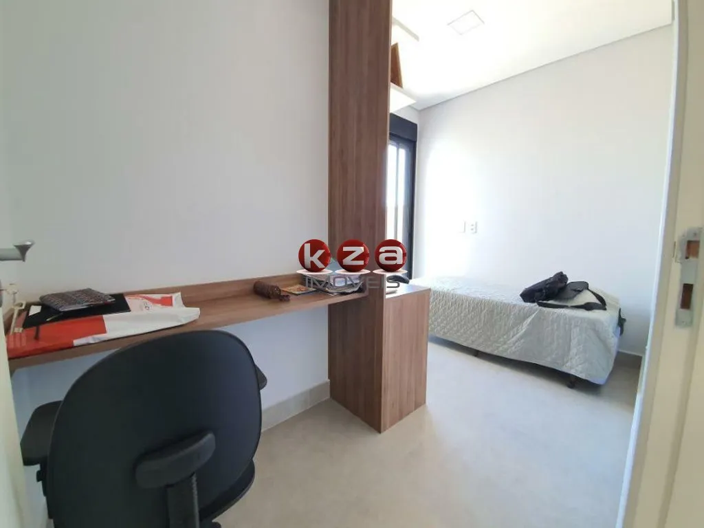 Imagem Imóvel de Luxo à Venda em Valinhos-SP: Casa de 4 quartos, 4 suítes com 330m² no Condomínio Residencial Querência.