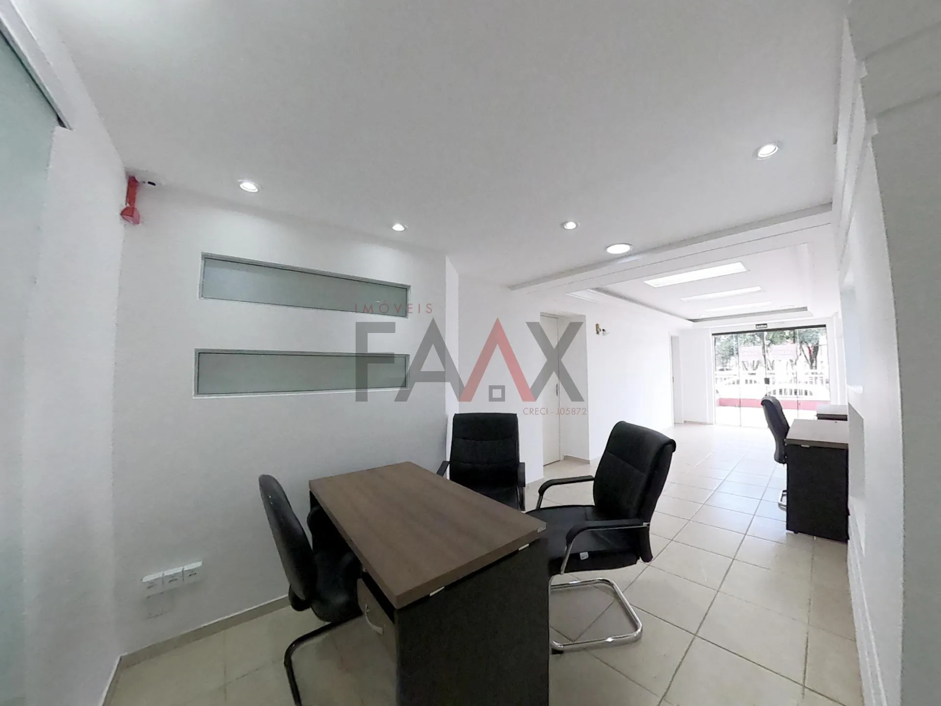 Imagem Sala Comercial para locação, frente a Lagoa das Lagrimas com vista privilegiada