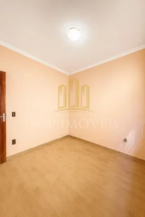 Imagem Ótima casa terrea de 2 quartos no Bosque dos Eucaliptos