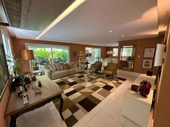 Imagem Casa duplex em condomínio fechado alto luxo com quatro suítes e área gourmet a venda em Patamares