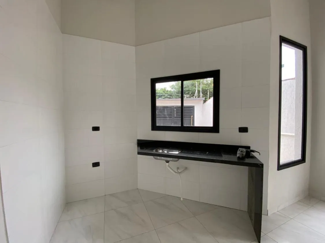 Imagem CASA NOVA COM PISCINA À VENDA NO JARDIM PALMEIRAS EM ITANHAÉM