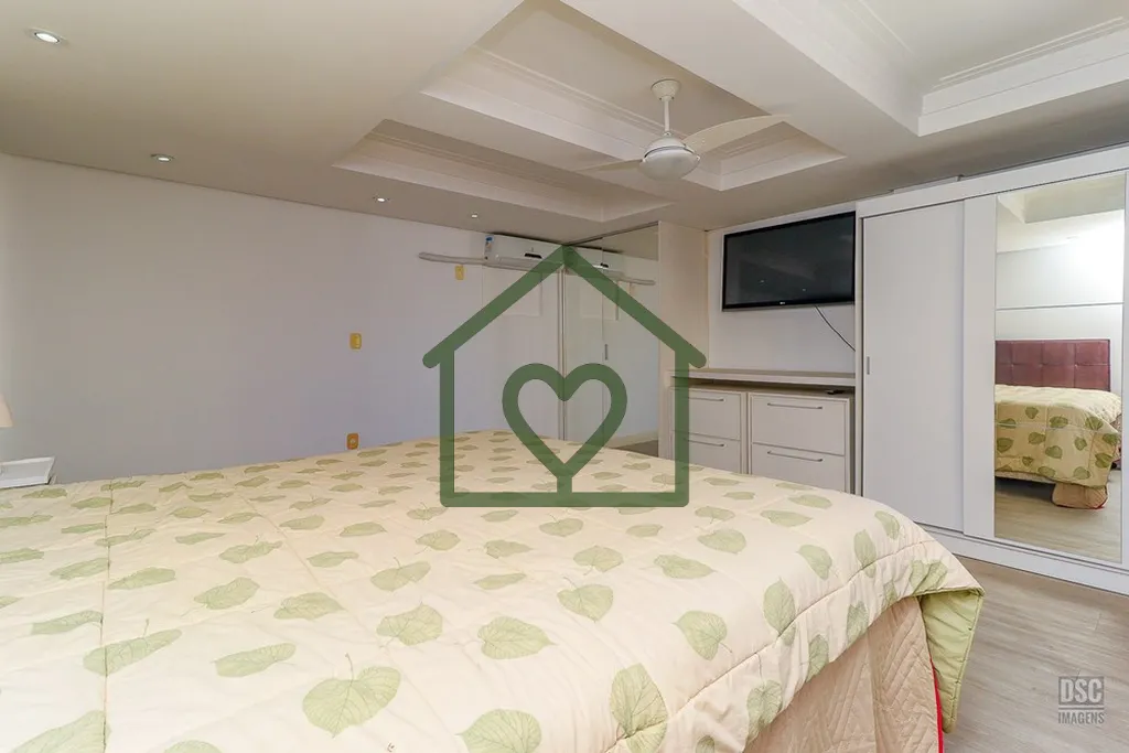 Imagem Já pensou morar em uma das ruas mais charmosas de Porto Alegre?

Conheça esse lindo apartamento no...