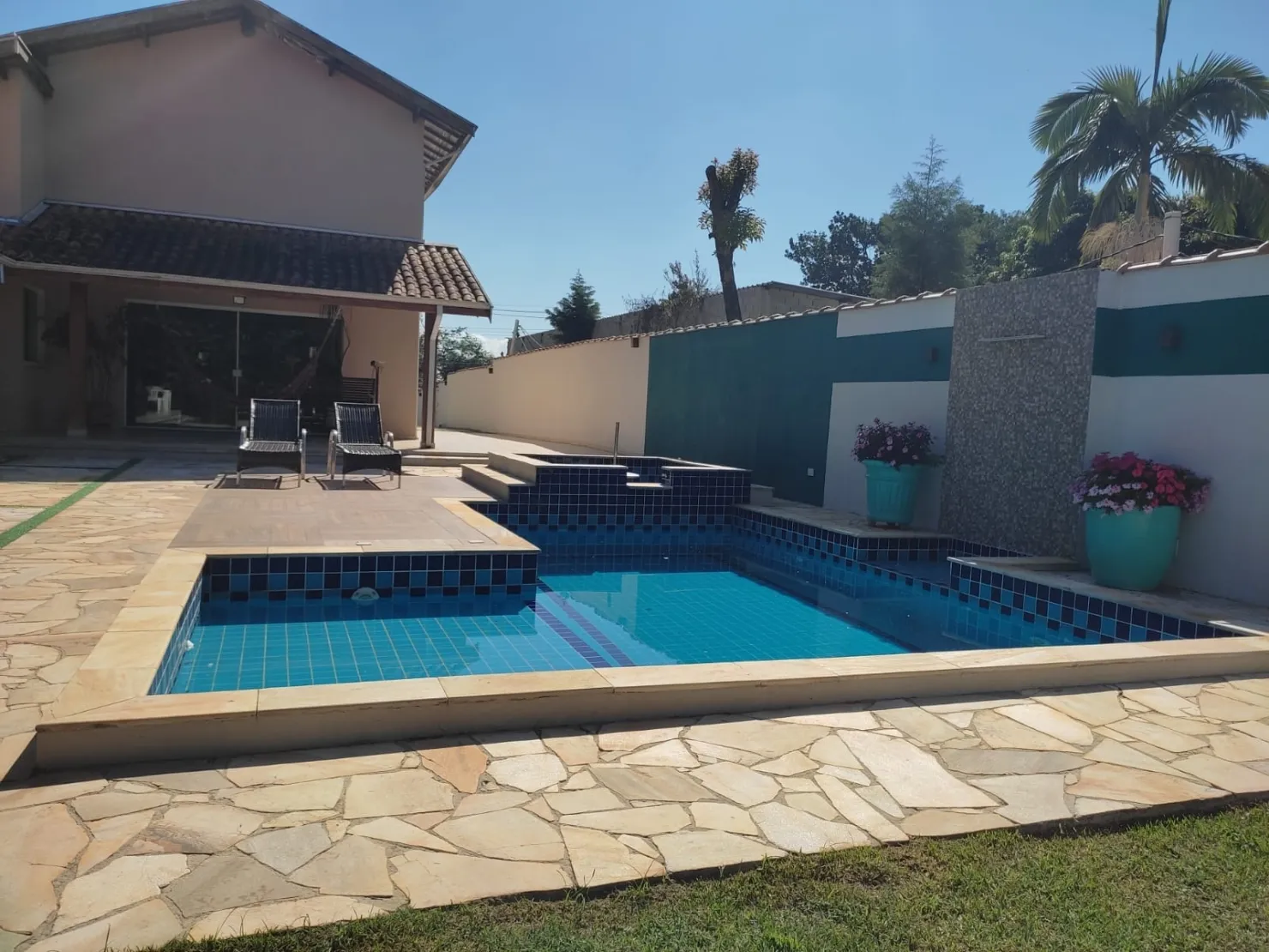 Imagem Casa à venda 3 Quartos, 3 Suites, 10 Vagas, 1271.02M², Socorro, Pindamonhangaba - SP