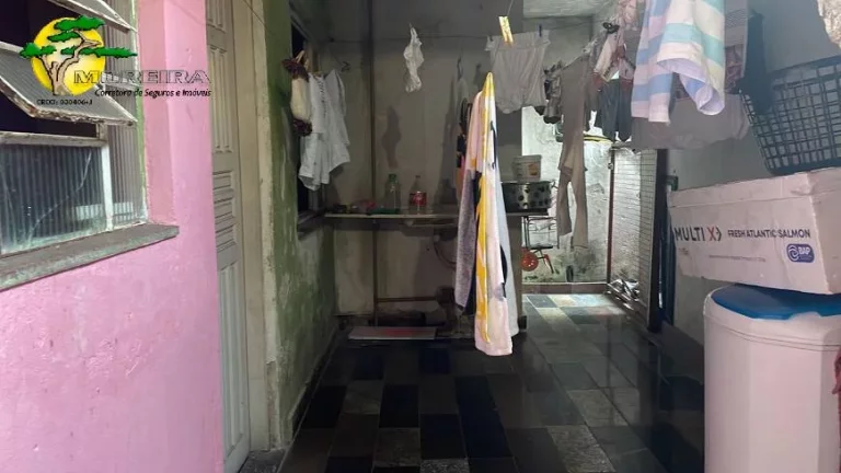 Imagem TERRENO COM DUAS CASAS PARA VENDA - JD PERI -