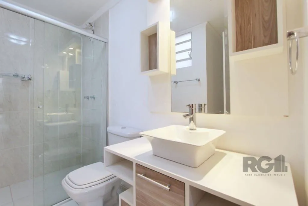 Imagem Excelente casa de 324m² com 4 dormitórios e 2 vagas.