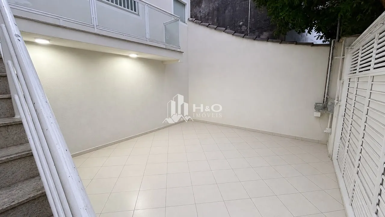 Imagem Sobrado à Venda no Jardim Nossa Senhora do Carmo com 3 Dormitórios, 2 Suítes e 2 Vagas
