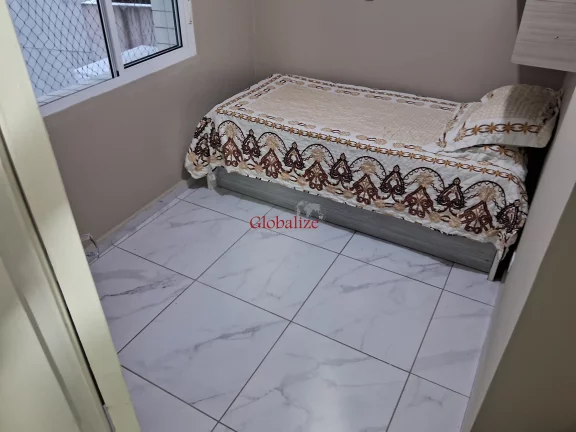 Imagem Belíssimo apartamento de 2 dormitórios em Santos no José Menino na avenida da praia à venda por R$ 480.000,00