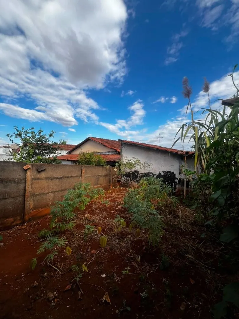 Imagem Terreno à venda, 275 m² por R$ 184.000,00 - Nova Floresta - Patos de Minas/MG