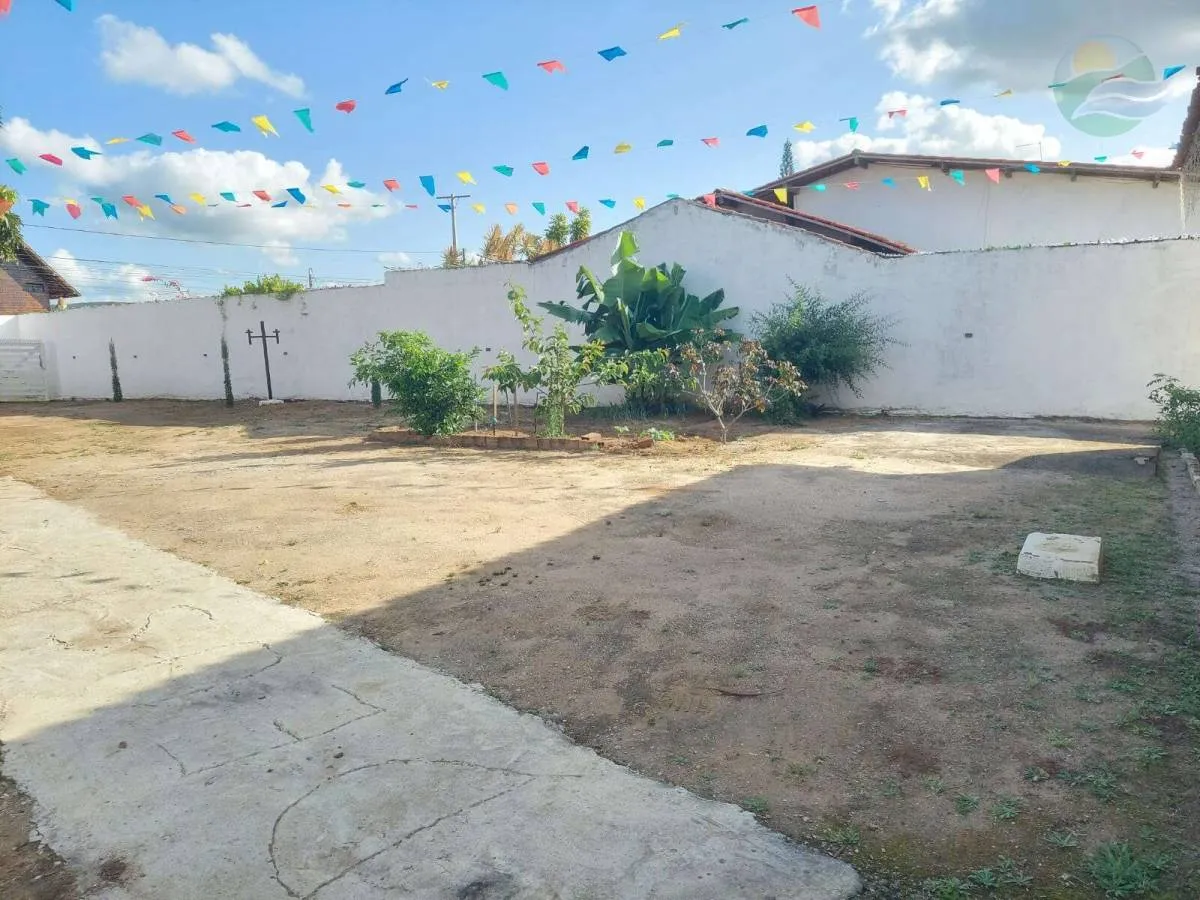 Imagem Casa Térrea em Gravatá | 4 Qts (3 Suítes), Piscina e 1.000m2 de área Verde.