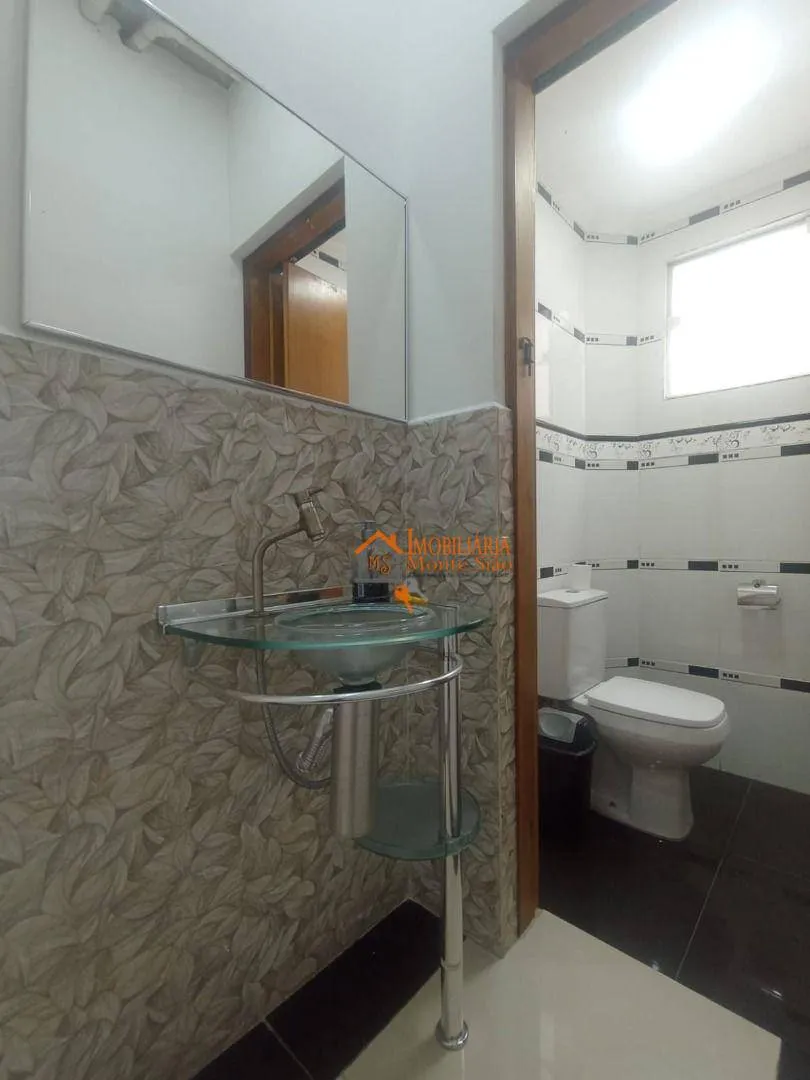 Imagem Sobrado com 3 dormitórios à venda, 150 m² por R$ 750.000,00 - Jardim Adriana - Guarulhos/SP