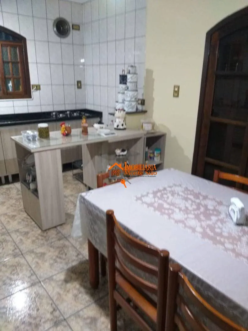 Imagem Sobrado com 3 dormitórios à venda, 100 m² por R$ 640.000,00 - Parque Piratininga - Itaquaquecetuba/SP