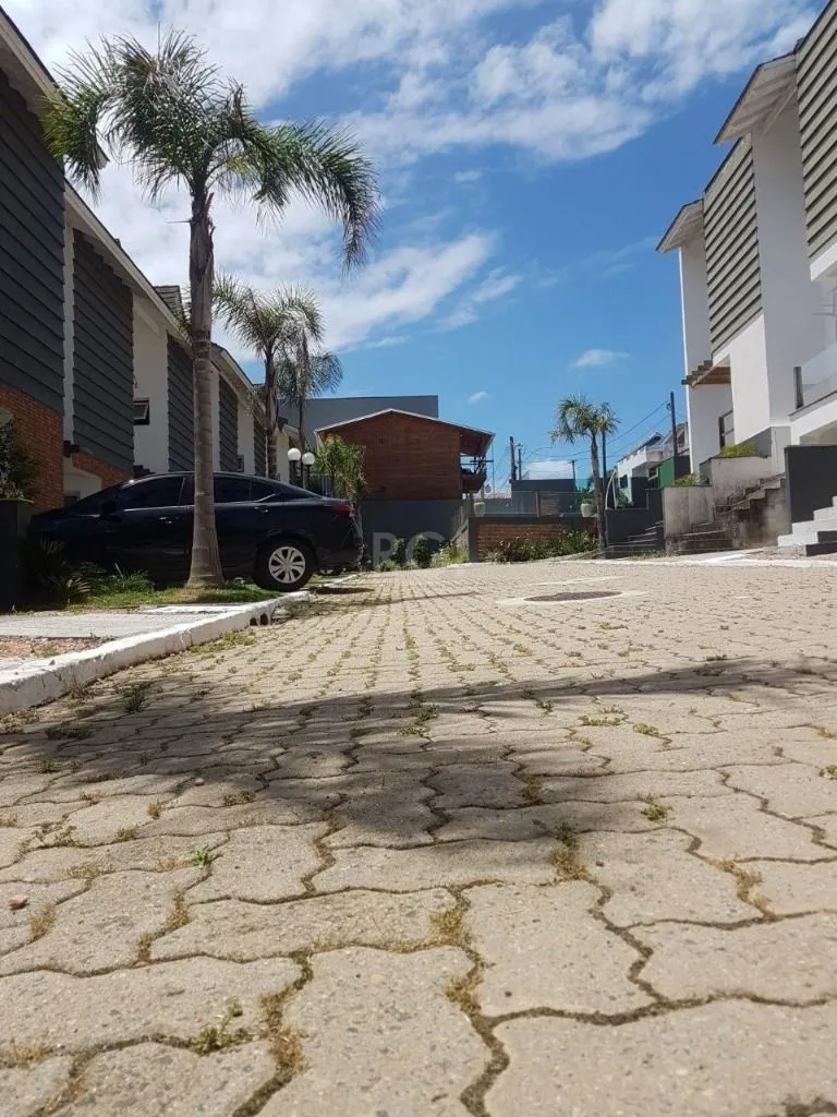 Imagem Casa Condominio para Venda - 197m², 3 dormitórios, sendo 1 suites, 2 vagas - Vila Nova