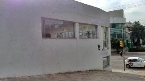 Imagem Conjunto/Sala para Venda - 200m², 0 dormitórios, 2 vagas - Petrópolis