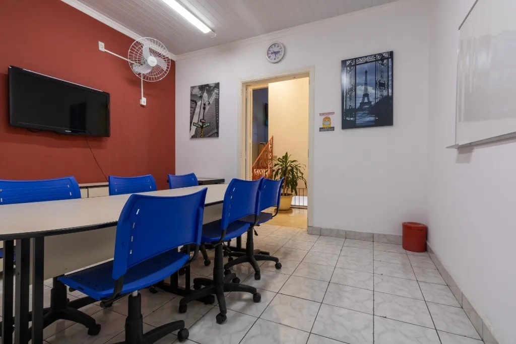 Imagem Imperdível oportunidade: Ponto Comercial para venda ou locação em Santo Antônio, São Caetano do Sul-SP - 7 salas, 3 banheiros, 322m².