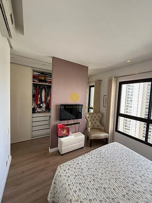 Imagem Apartamento - Venda no Villaggio Panamby 4 suítes 206m²