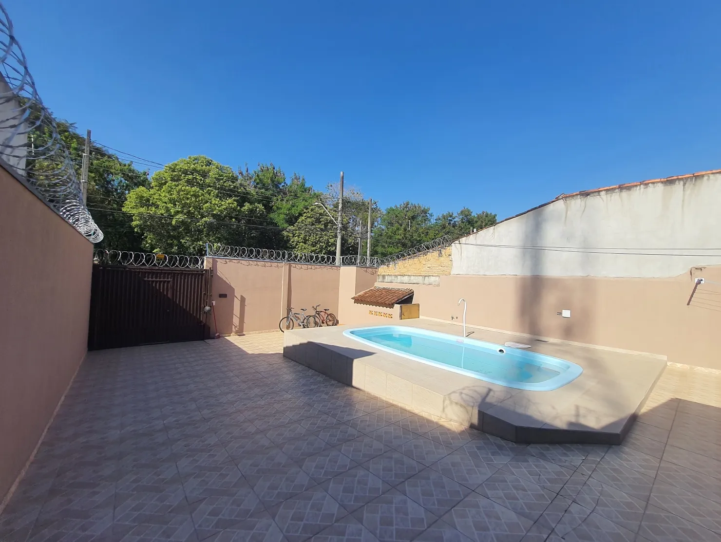 Imagem Sobrado à Venda, Comercial e Residencial Mombaça 1, Pindamonhangaba, SP